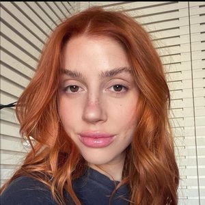 Meet your Posher, Lydia